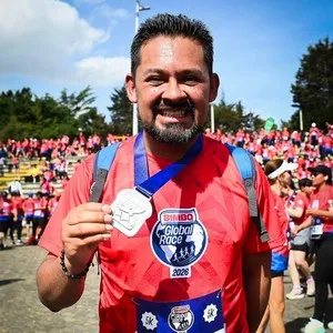 Medalla de la Bimbo Global Race 2026