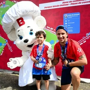 Corredores disfrutando cada momento de la Bimbo Global Race