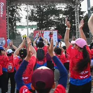 Corredores durante el recorrido de Bimbo Global Race 2026