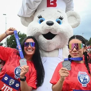 Celebración de participantes Bimbo Global Race 2026