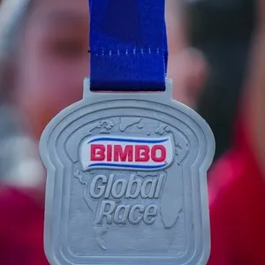 Participantes disfrutando las actividades Bimbo Global Race 2026