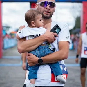 Participantes en las activaciones Bimbo Global Race 2026