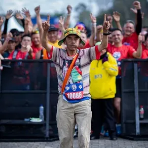 Familias celebrando en Bimbo Global Race 2026
