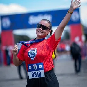 Amigos participando juntos en Bimbo Global Race 2026