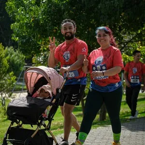 Corredores disfrutando el evento Bimbo Global Race 2026