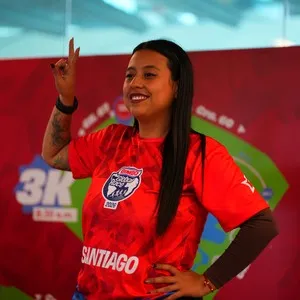 Runners recibiendo sus elementos para la carrera en la Bimbo Global Race 2026