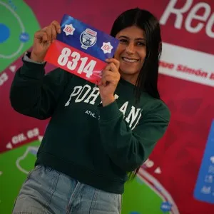 Runners disfrutando el día de entrega de kits en la Bimbo Global Race 2026