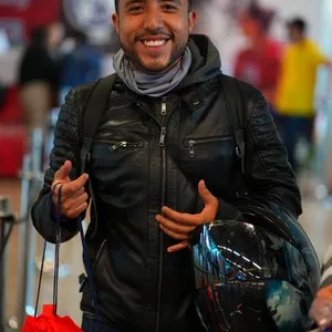 Asistentes viviendo la entrega de kits en la Bimbo Global Race 2026