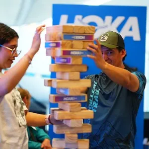Personas inscritas preparándose para la Bimbo Global Race 2026