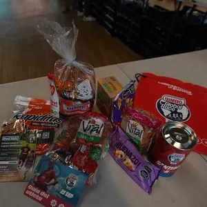 Atletas participantes recibiendo su kit en la Bimbo Global Race 2026